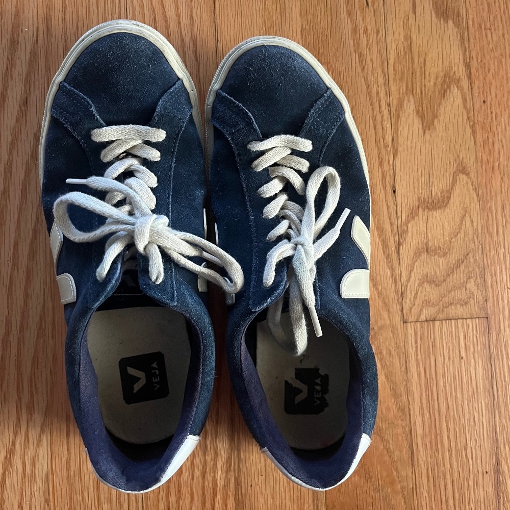 Veja Suede Sneakers, US Womens 7/EU 38